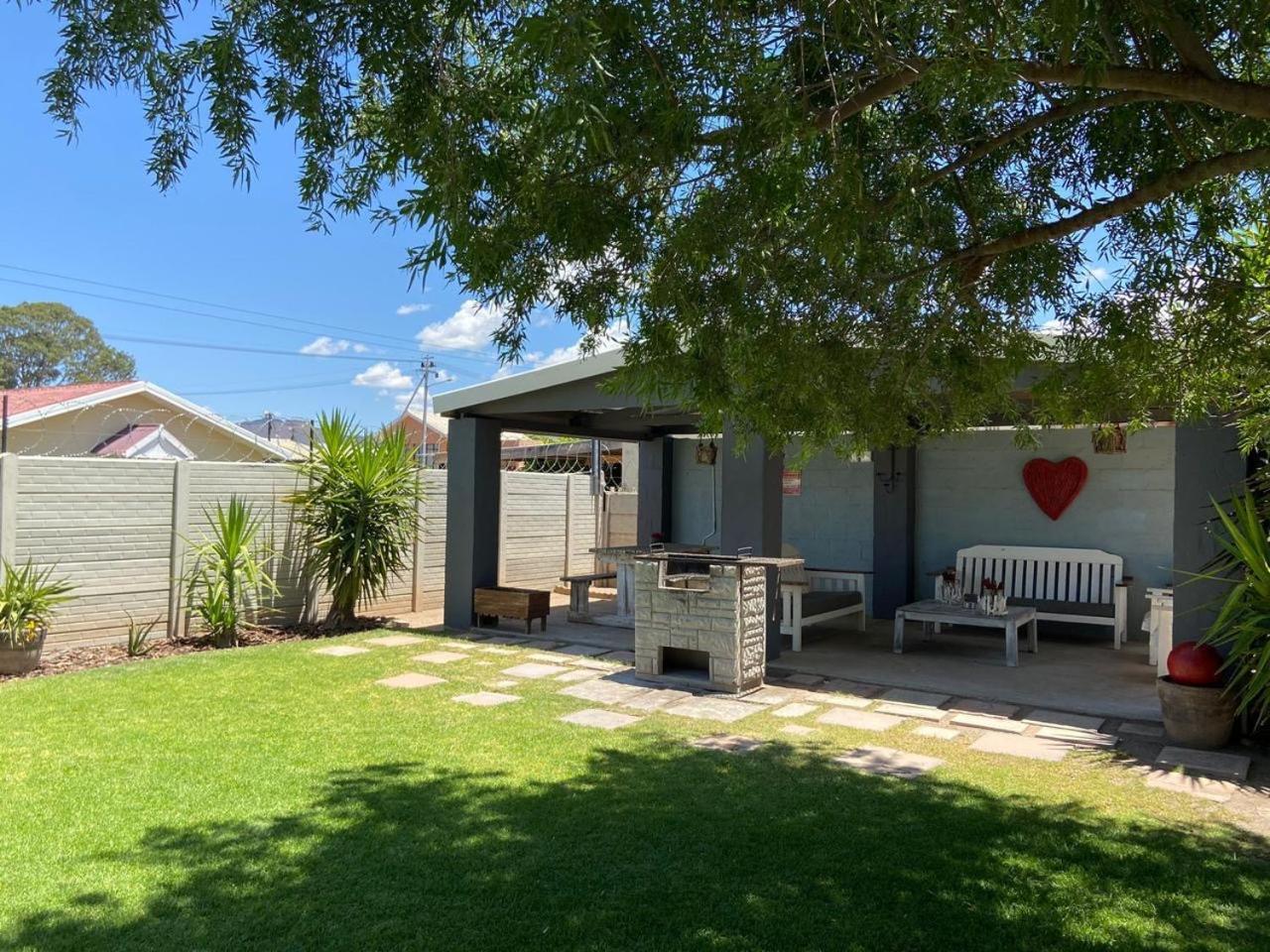 Karoo Heart Lägenhet Beaufort West Exteriör bild