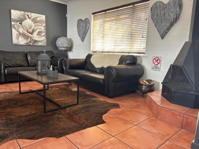 Karoo Heart Lägenhet Beaufort West Exteriör bild